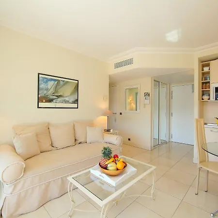 Cristal Croisette-1 By Interhome
